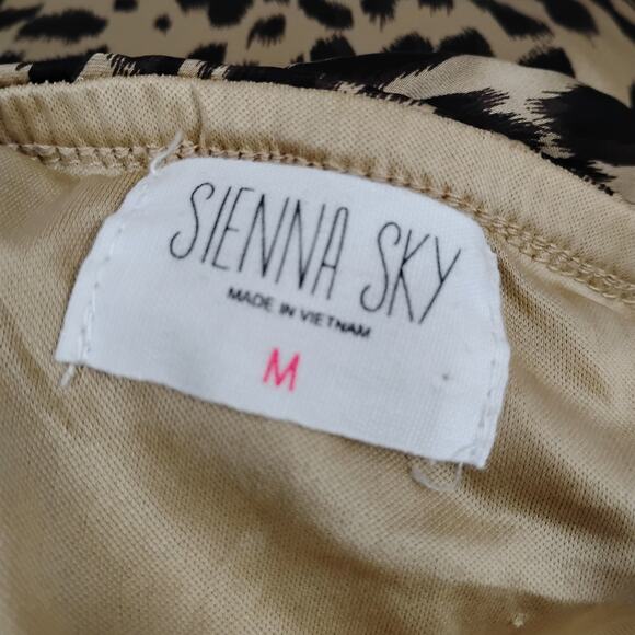 Sienna Sky Animal Print Silky Knee Length Skirt Size Medium Lined Elastic Waist - Picture 5 of 7